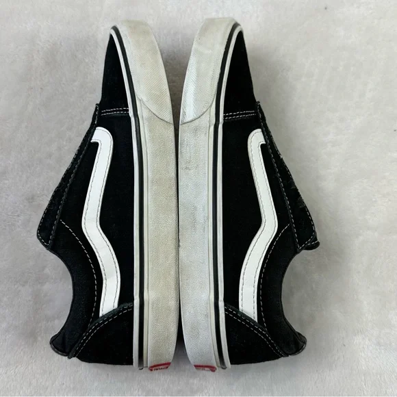 Vans Black Suede Old Skool 8 - Picture 4 of 9